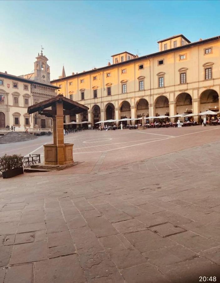 La Torre Di Borgunto - Piazza Grande Lejlighed Arezzo Eksteriør billede